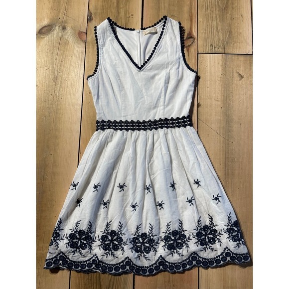 Altar'd State white/navy dress. Crochet detail on waist. Summer/Wedding. XS - Picture 1 of 6
